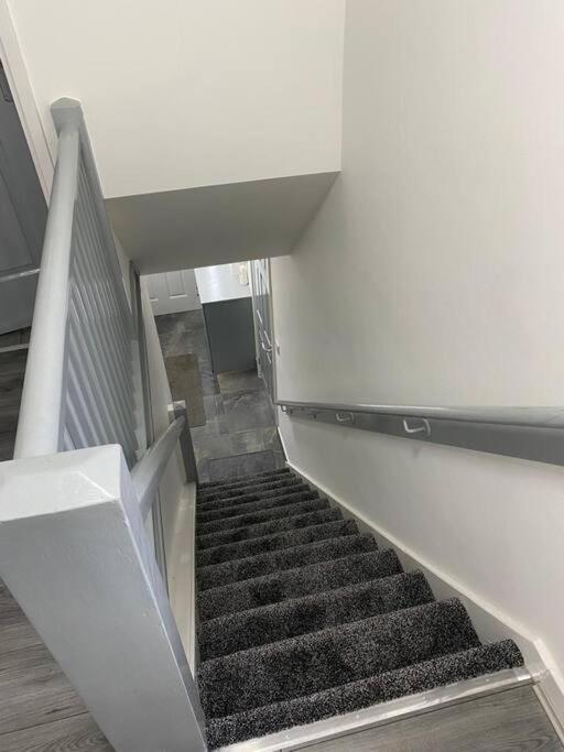 2 Bed House Sleeps 4-5 Villa Liverpool Dış mekan fotoğraf