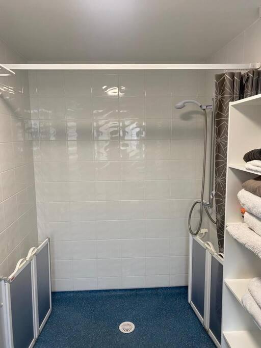 2 Bed House Sleeps 4-5 Villa Liverpool Dış mekan fotoğraf